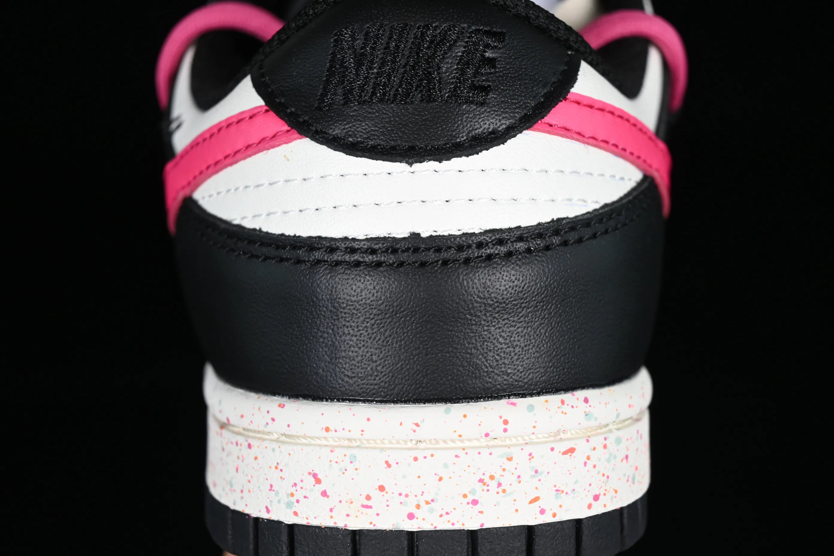 All Categories Nk SB Dunk Series Nk SB Dunk Low Low-top sneakers J version Nk Dunk Low "Multi Color" Vibrant three hooks Customized version of deconstructed strap casual sneakers FD4623-131